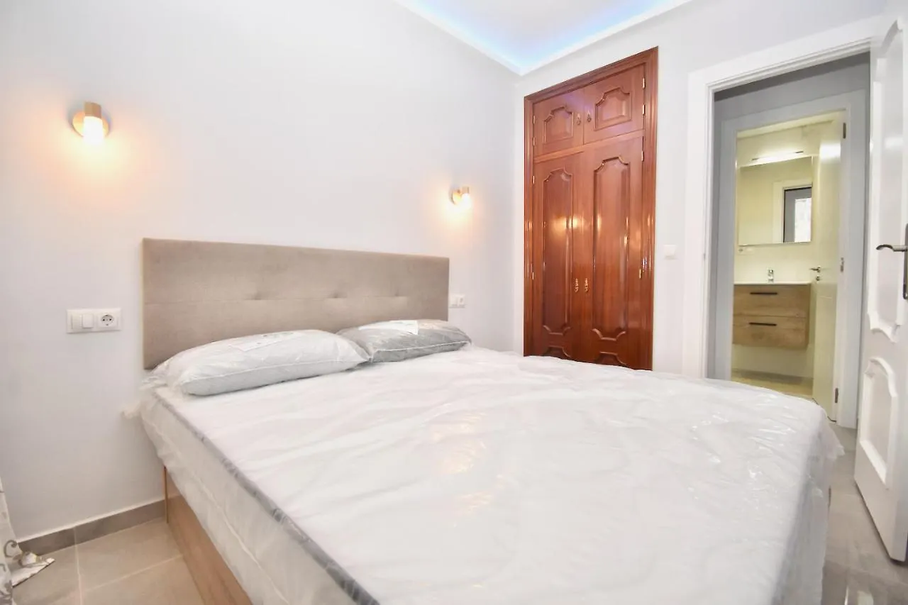 Luxury Suites Fuengirola 0*,  Spain