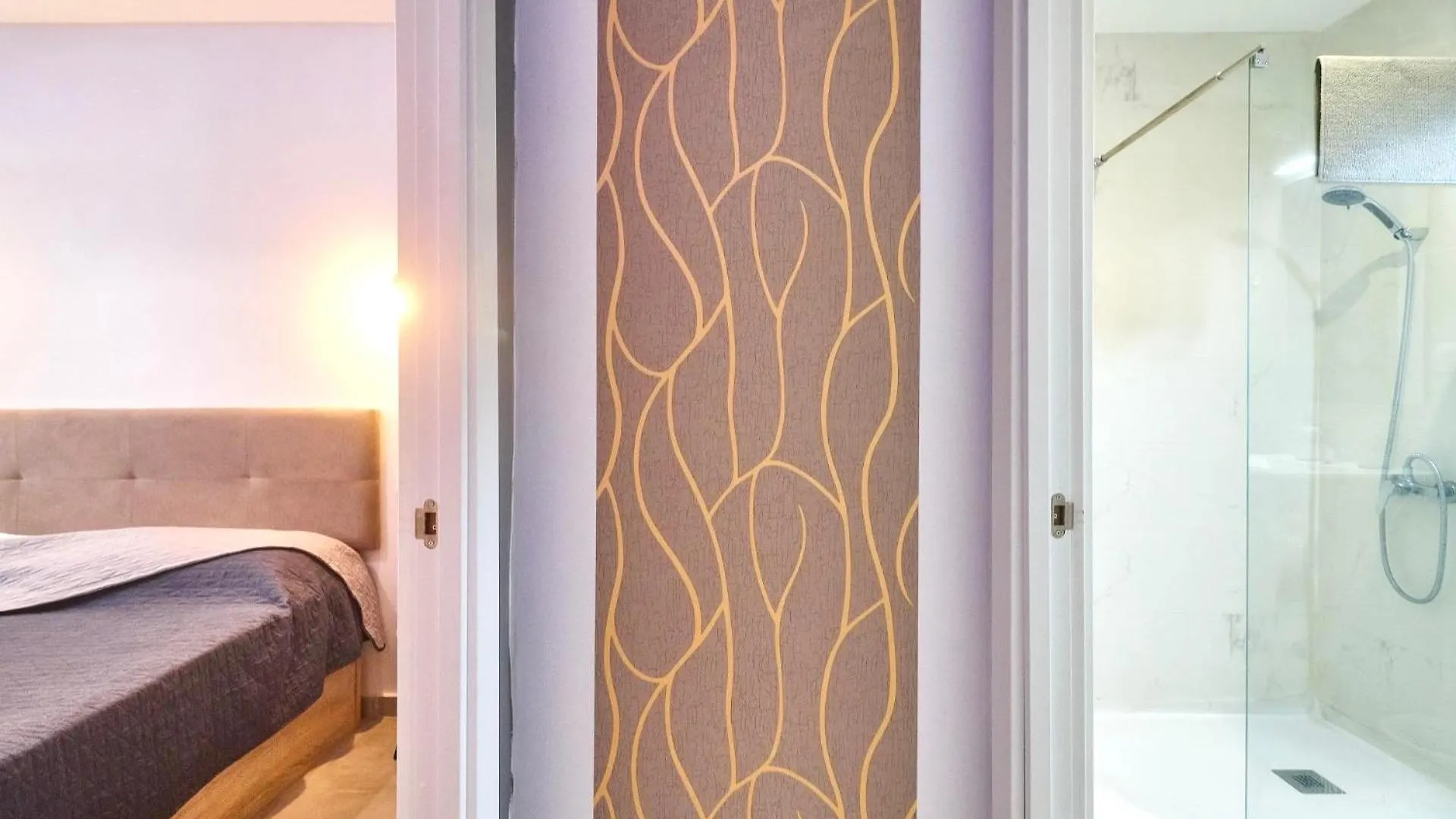 Luxury Suites Fuengirola 0*,  Spain