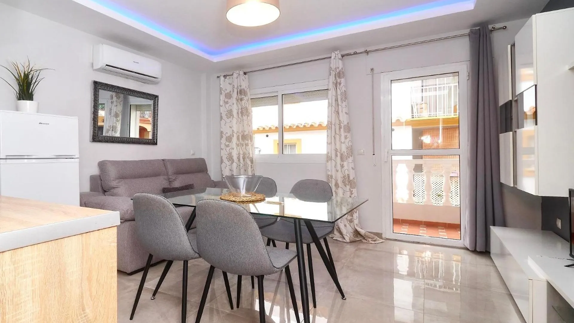 Apartment Luxury Suites Fuengirola
